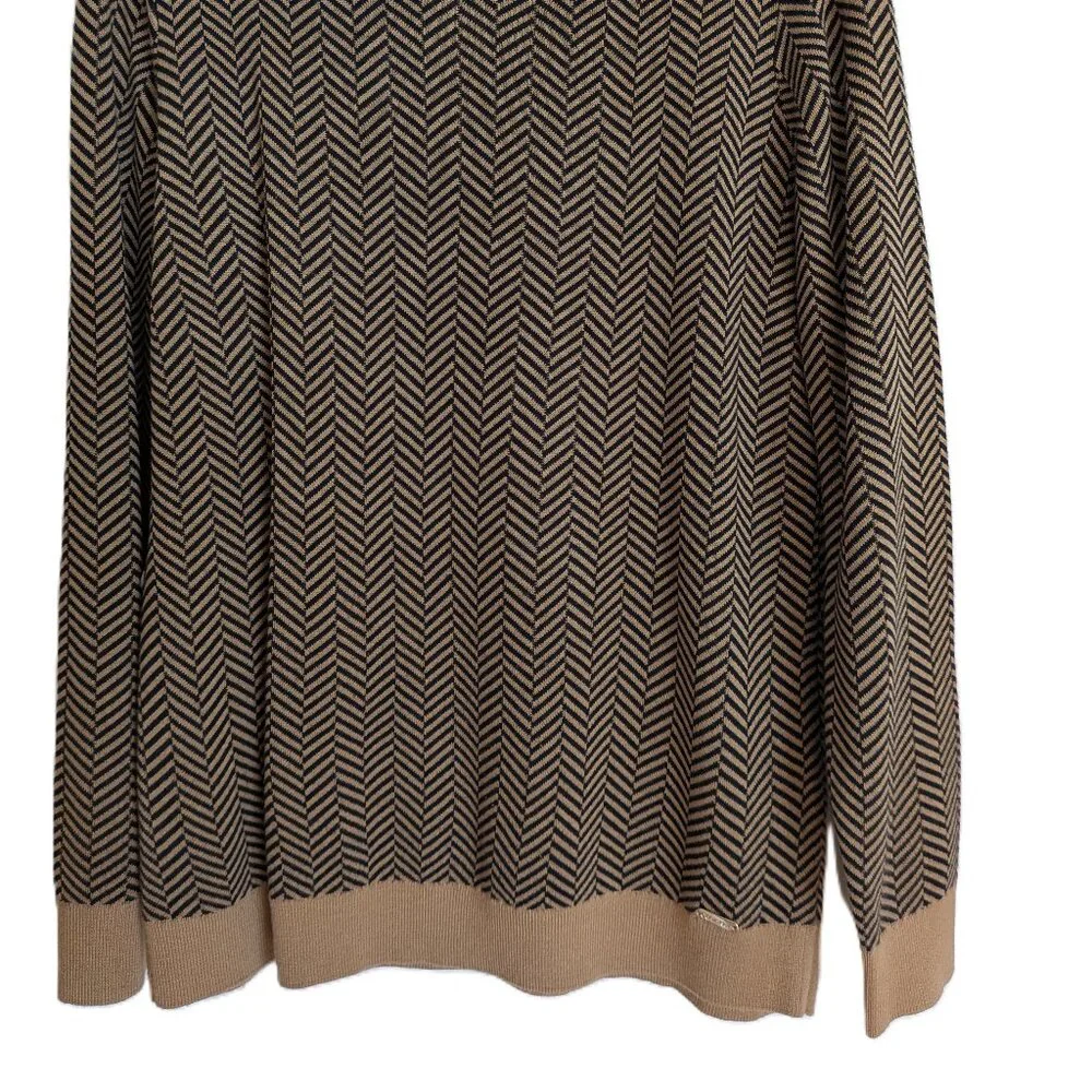Sweater - Picture 2 of 6